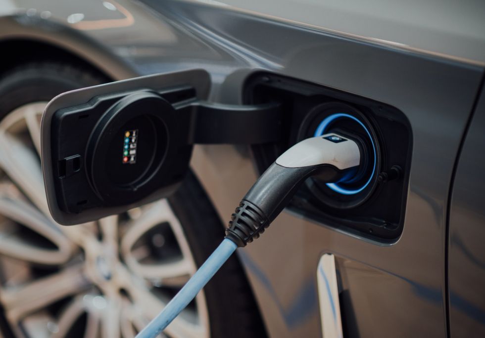 Almost half of new car buyers considering electric